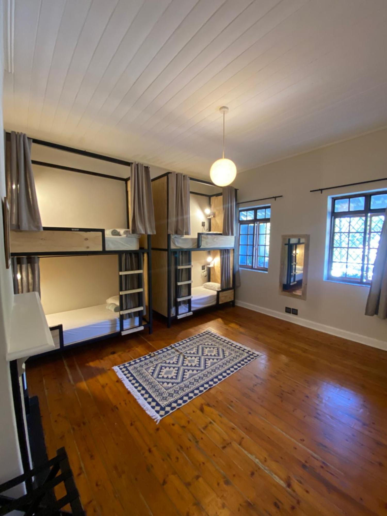Bed 4-Bed Mixed Dormitory Room